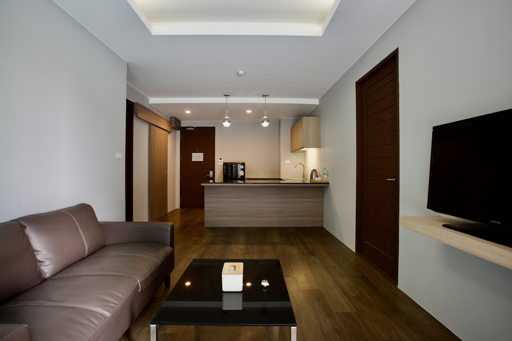 Tisha Hotel