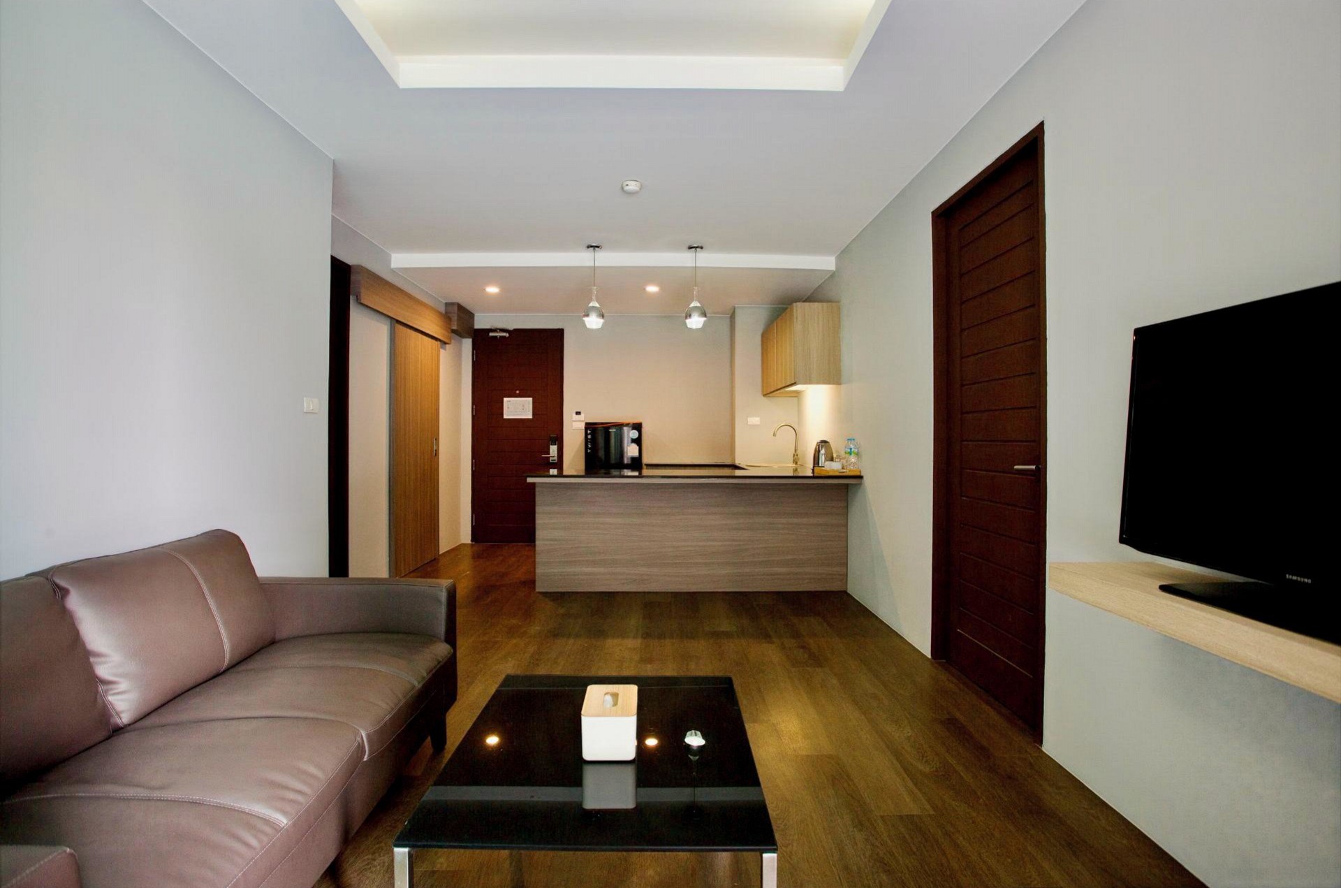 One Bedroom Suite