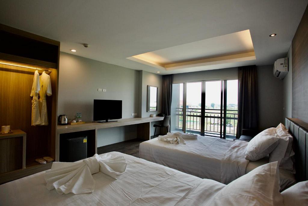 Tisha Hotel