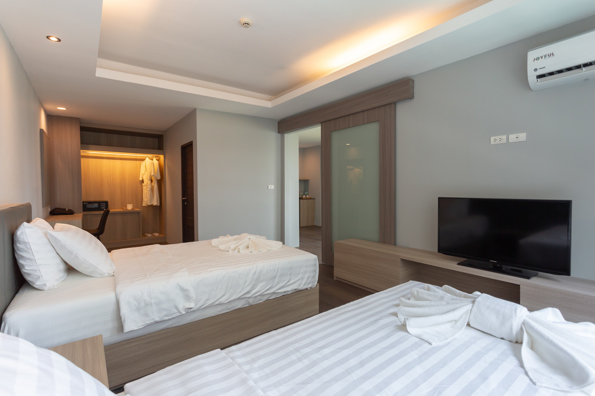 https://www.tishahotel.com/images/40.jpg