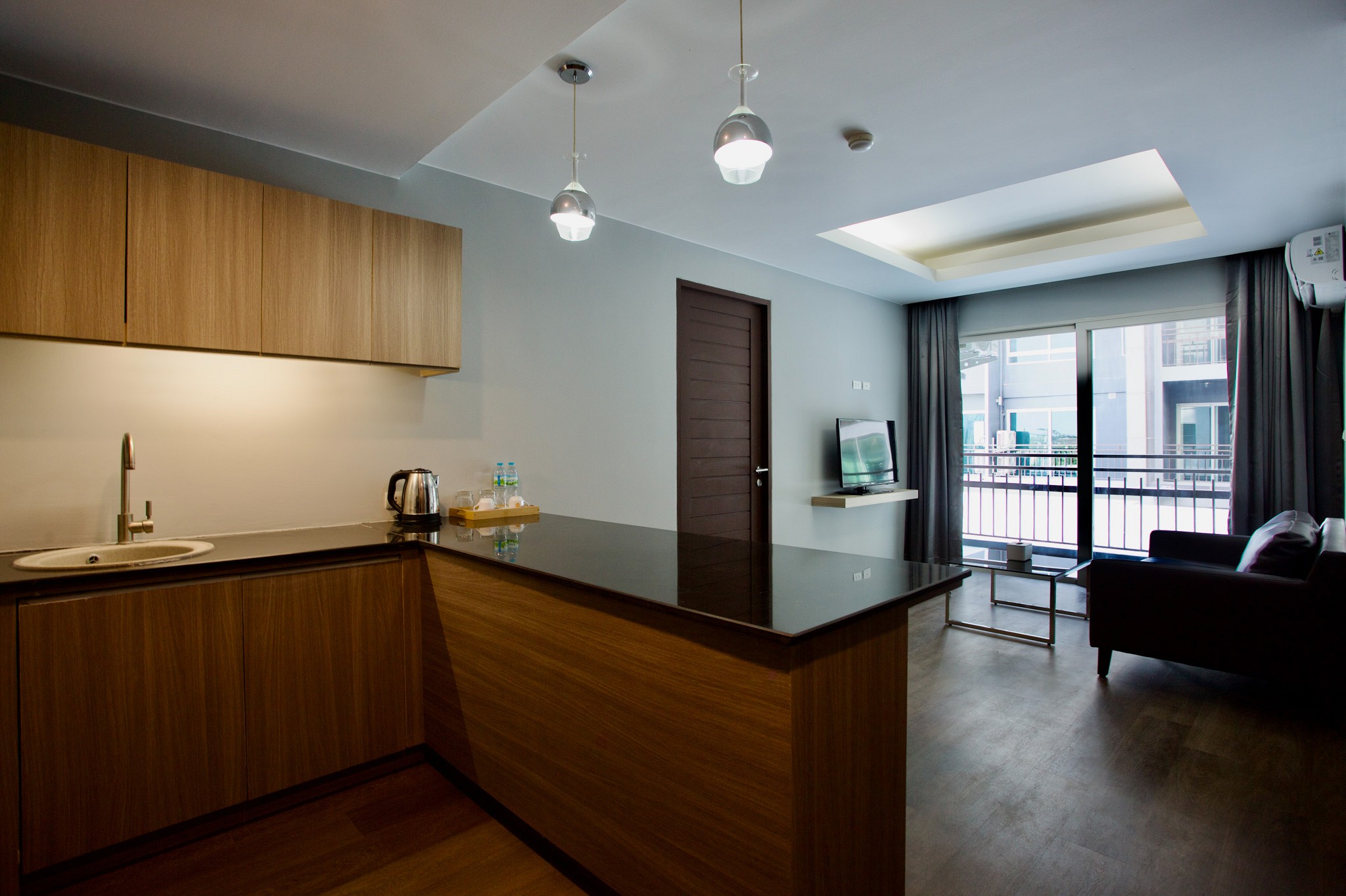 Tisha Hotel